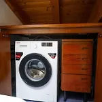 Lovely 2Br House In Beautiful Green Area
