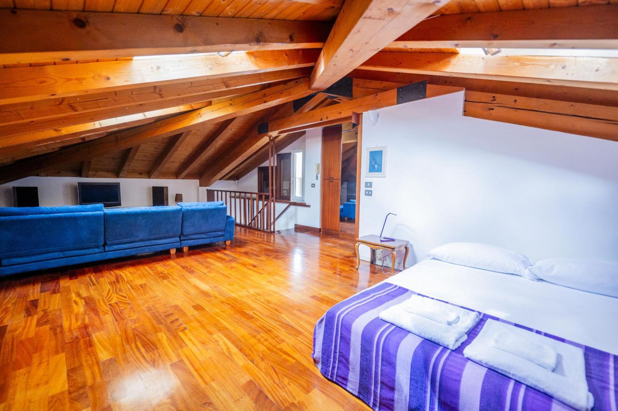 Lovely 2br House In Beautiful Area Apartment *