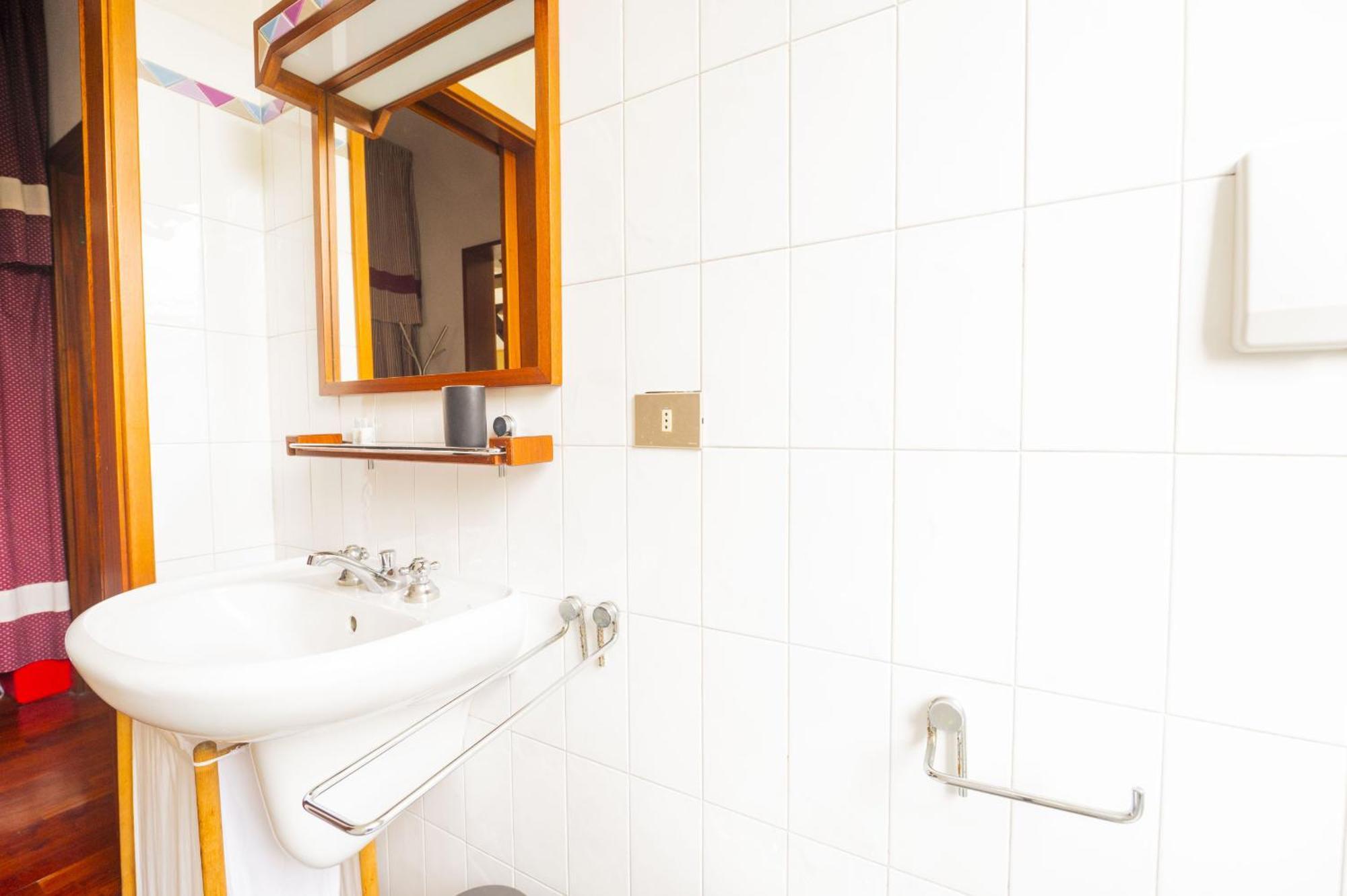 Apartment Lovely 2br House In Beautiful Area Rom