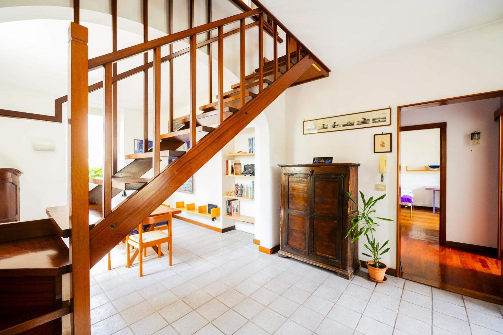 Lovely 2br House In Beautiful Area *